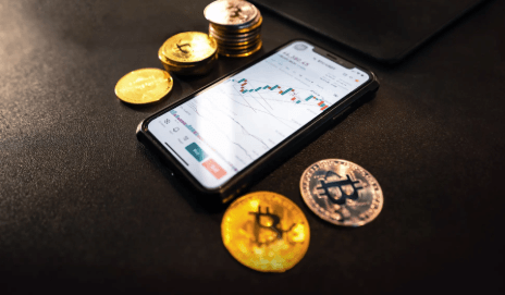How Blockchain Supports Decentralized Applications